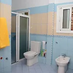 Merkuri - 3-storey With Sea View *
