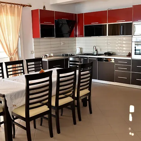 Merkuri - 3-storey With Sea View * Vlorë