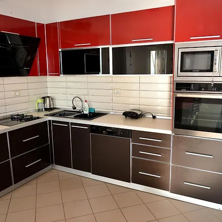 Merkuri - 3-storey With Sea View Semesterbostad Vlorë