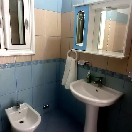 Merkuri - 3-storey With Sea View Σπίτι διακοπών *