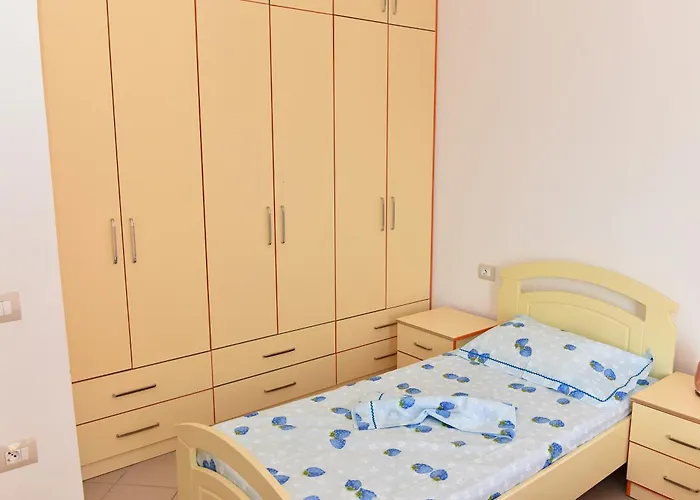 Casa vacanze Merkuri - 3-storey With Sea View Vlorë