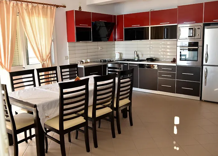 Merkuri - 3-storey With Sea View * Vlorë